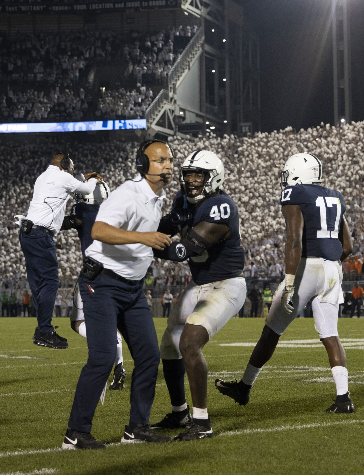 Penn State football vs. Auburn, Luketa (40) & Franklin celebration